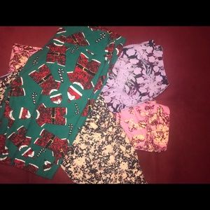EUC. Lot of 4- Lula Row leggings. OS